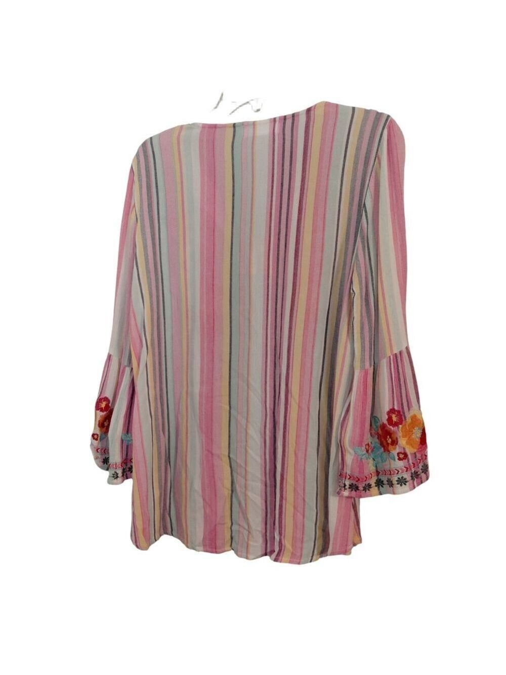 Boho Embroidered Floral Bell Sleeves Blouse Medium Spring Festival - Picture 3 of 9